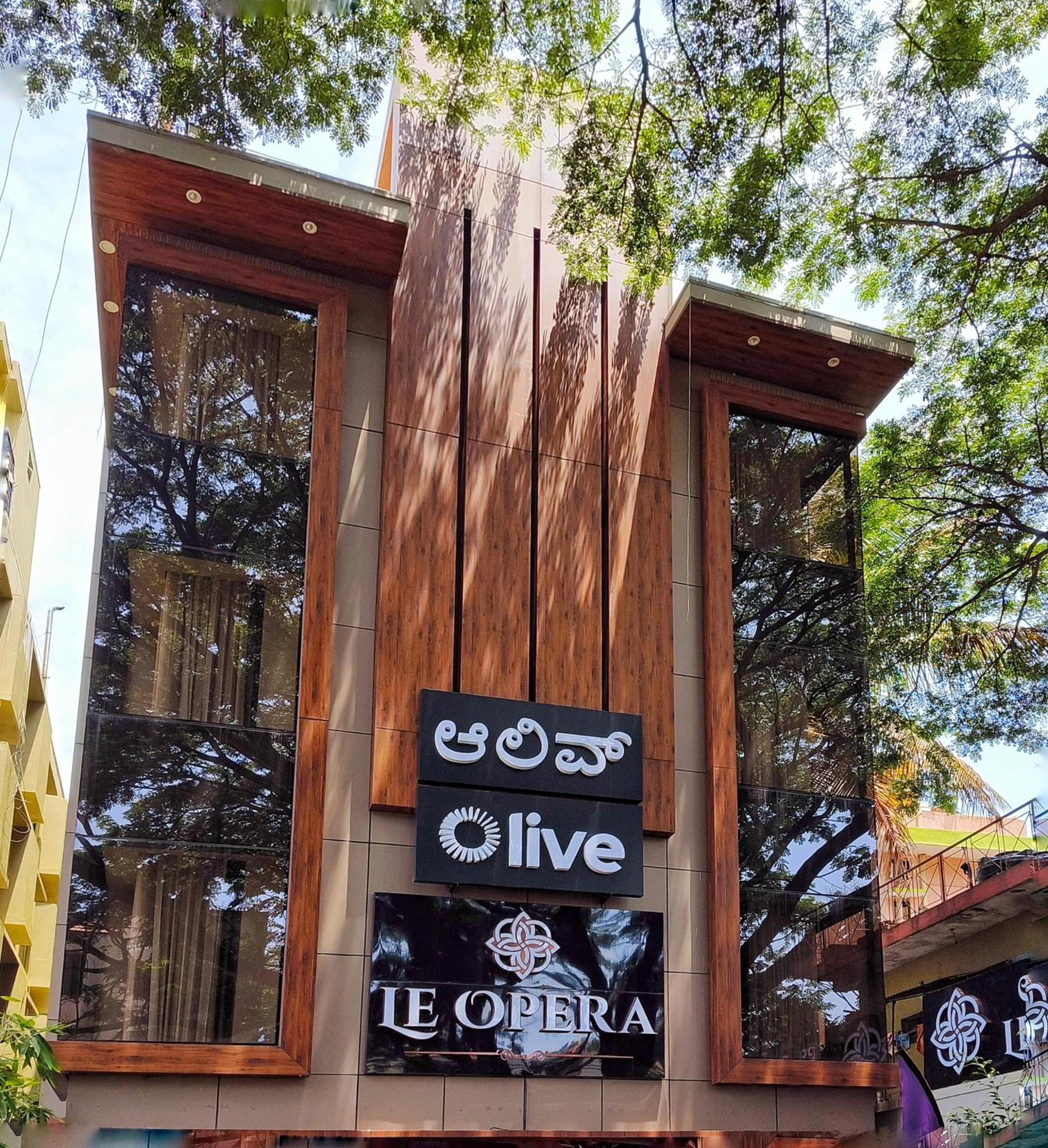 Olive Hotel Le Opera By Embassy Group Bangalore Eksteriør bilde