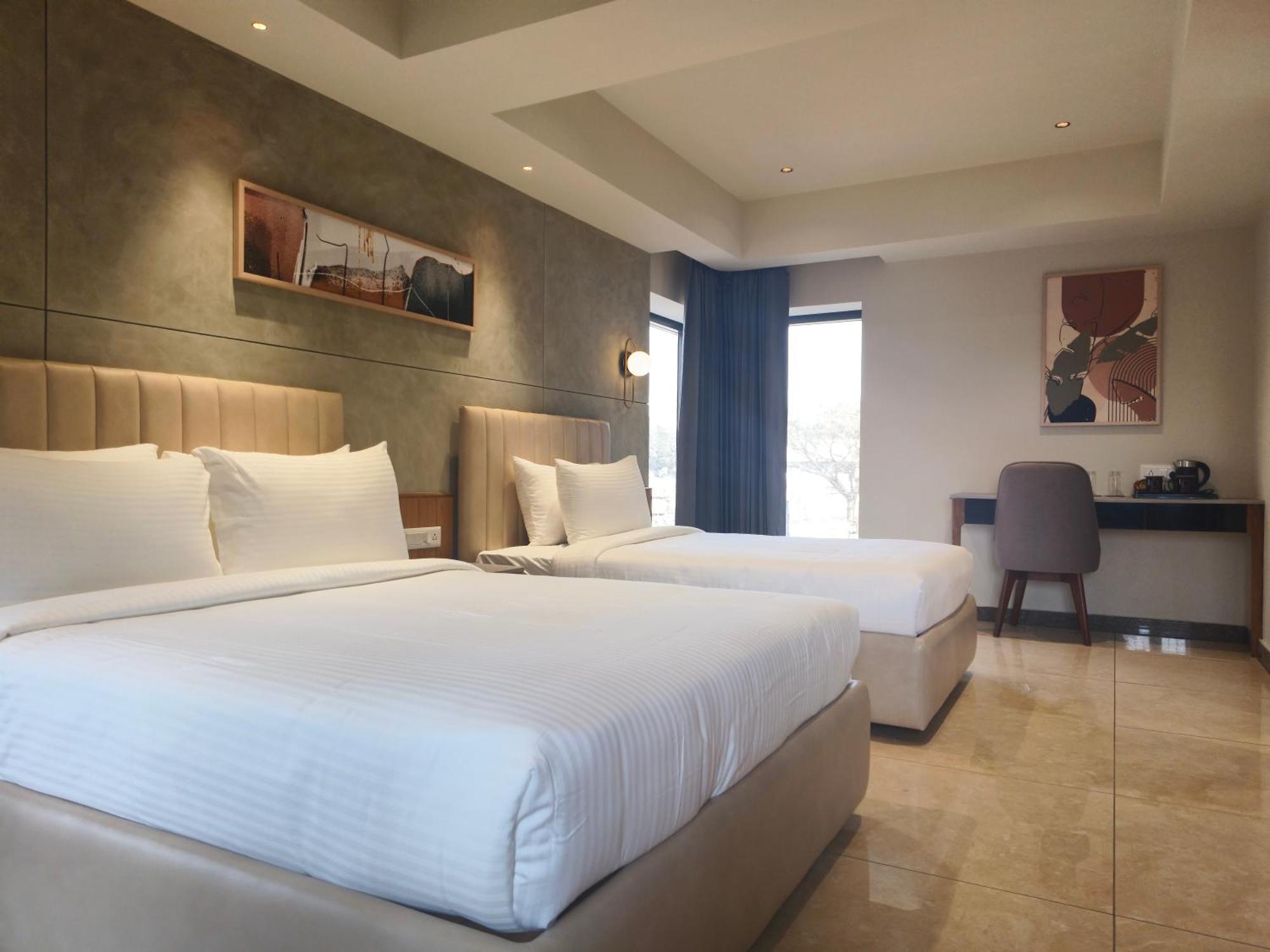 Olive Hotel Le Opera By Embassy Group Bangalore Eksteriør bilde