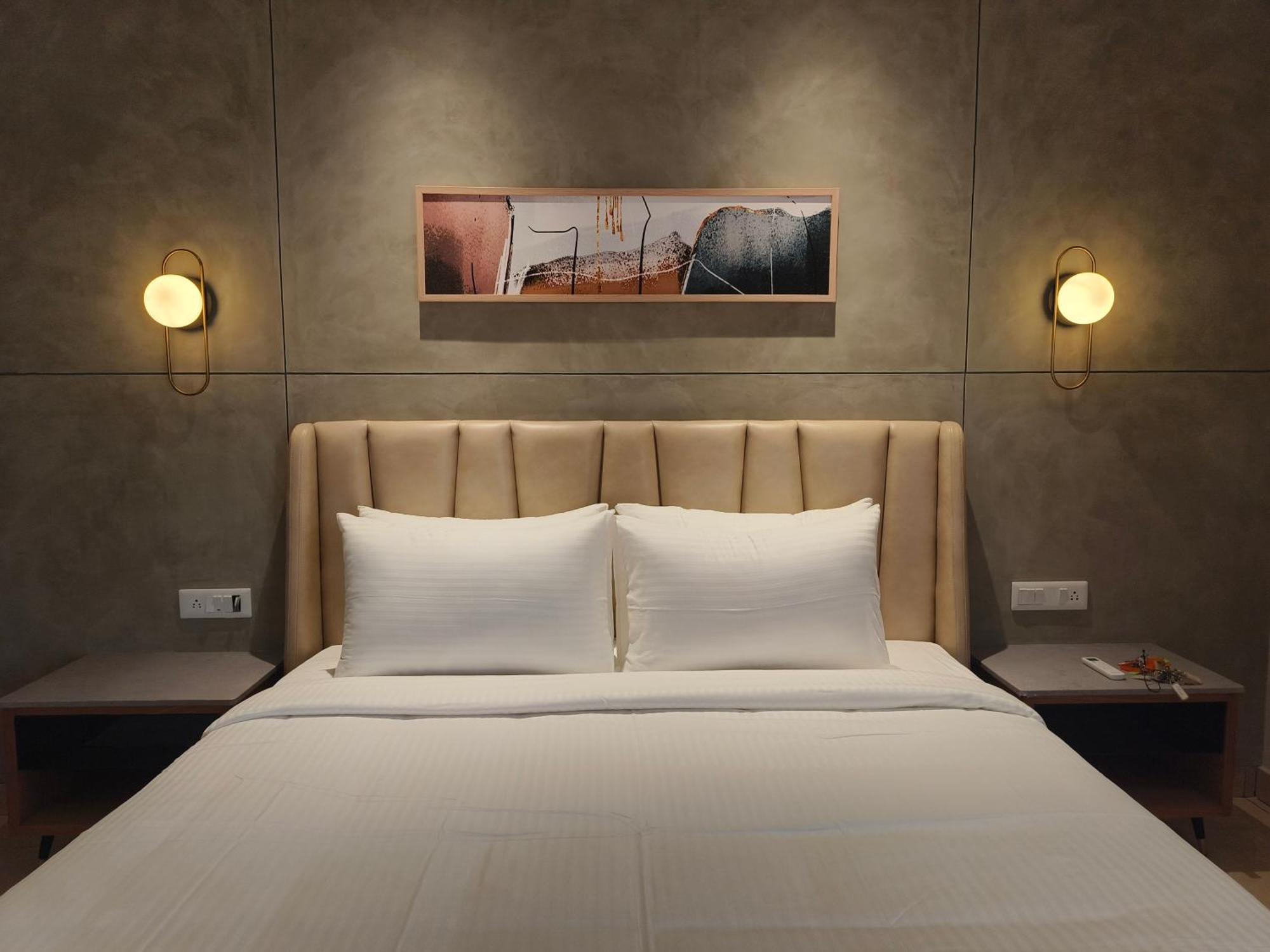 Olive Hotel Le Opera By Embassy Group Bangalore Eksteriør bilde