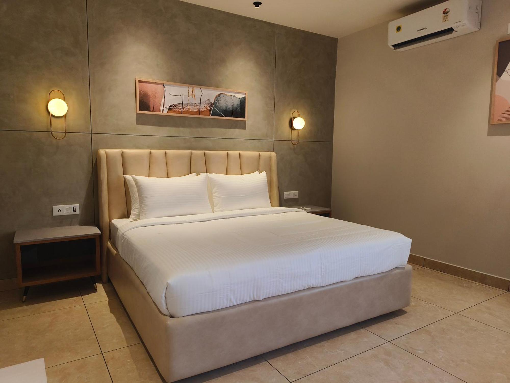 Olive Hotel Le Opera By Embassy Group Bangalore Eksteriør bilde