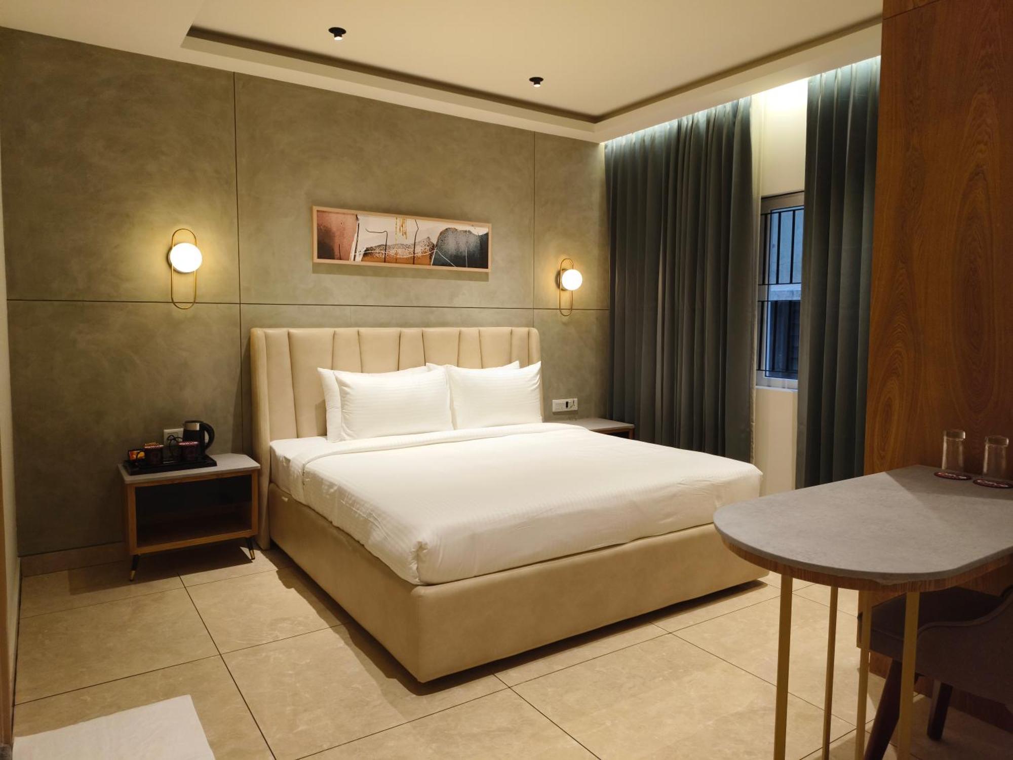Olive Hotel Le Opera By Embassy Group Bangalore Eksteriør bilde