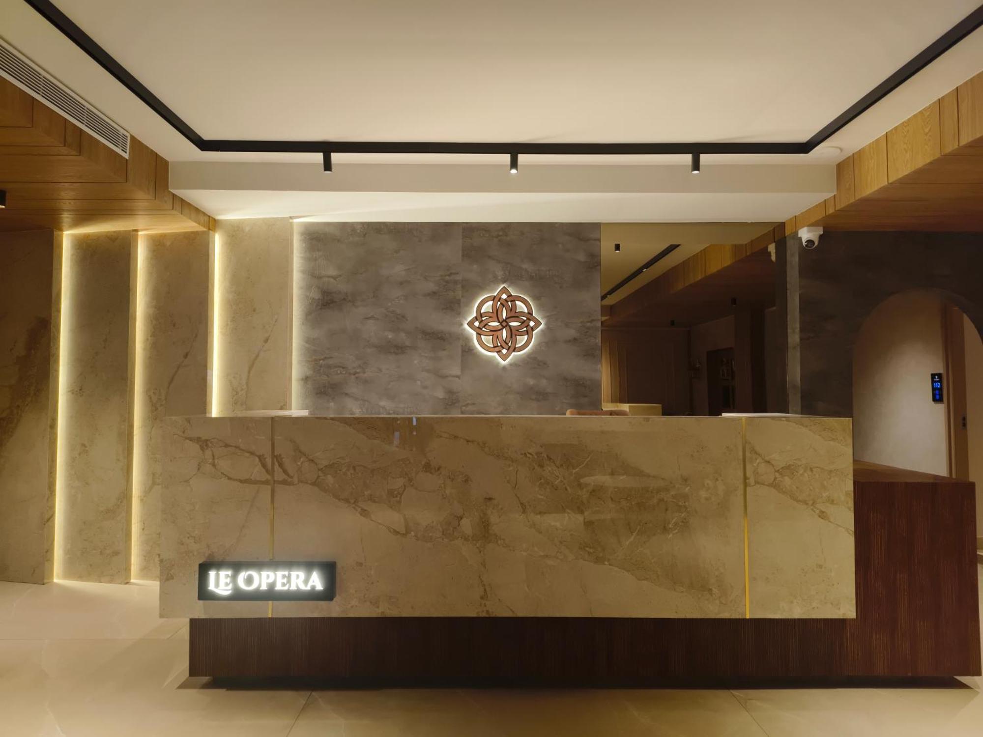 Olive Hotel Le Opera By Embassy Group Bangalore Eksteriør bilde